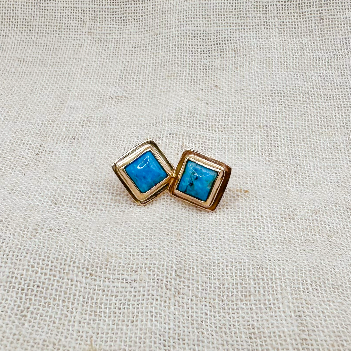 KINGMAN TURQUOISE STUD EARRINGS