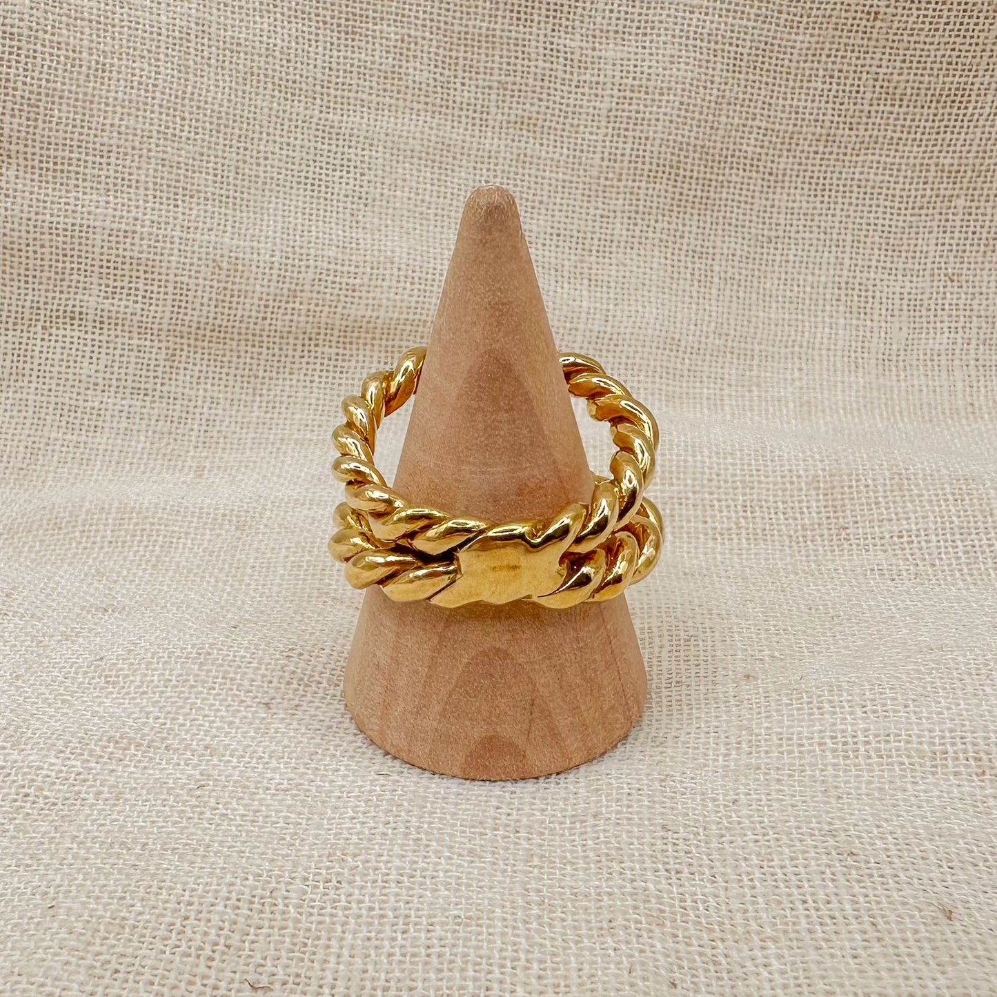 DOUBLE TWIST RING