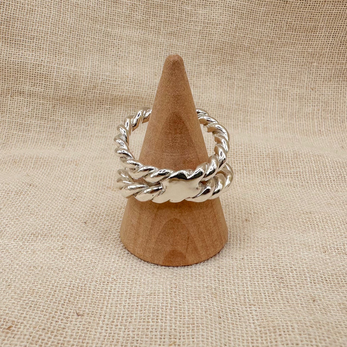 DOUBLE TWIST RING