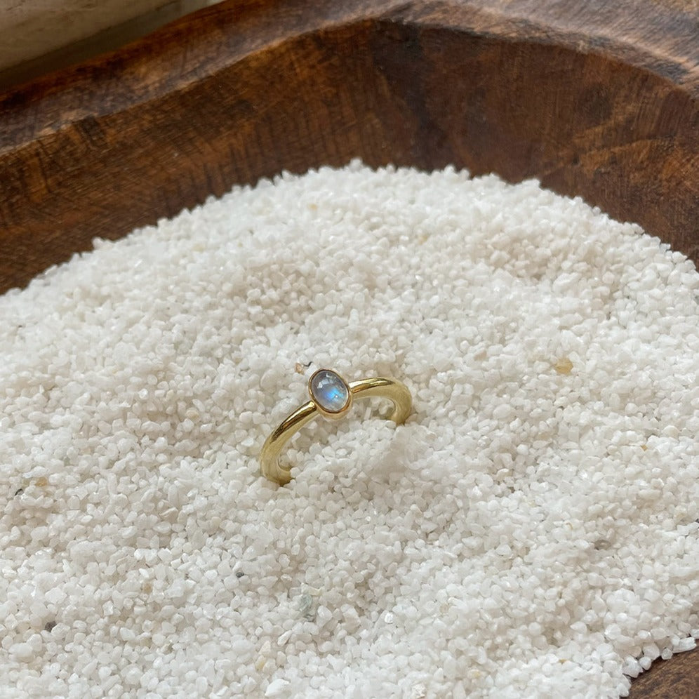 ADJUSTABLE GEM STONE STACKING RING