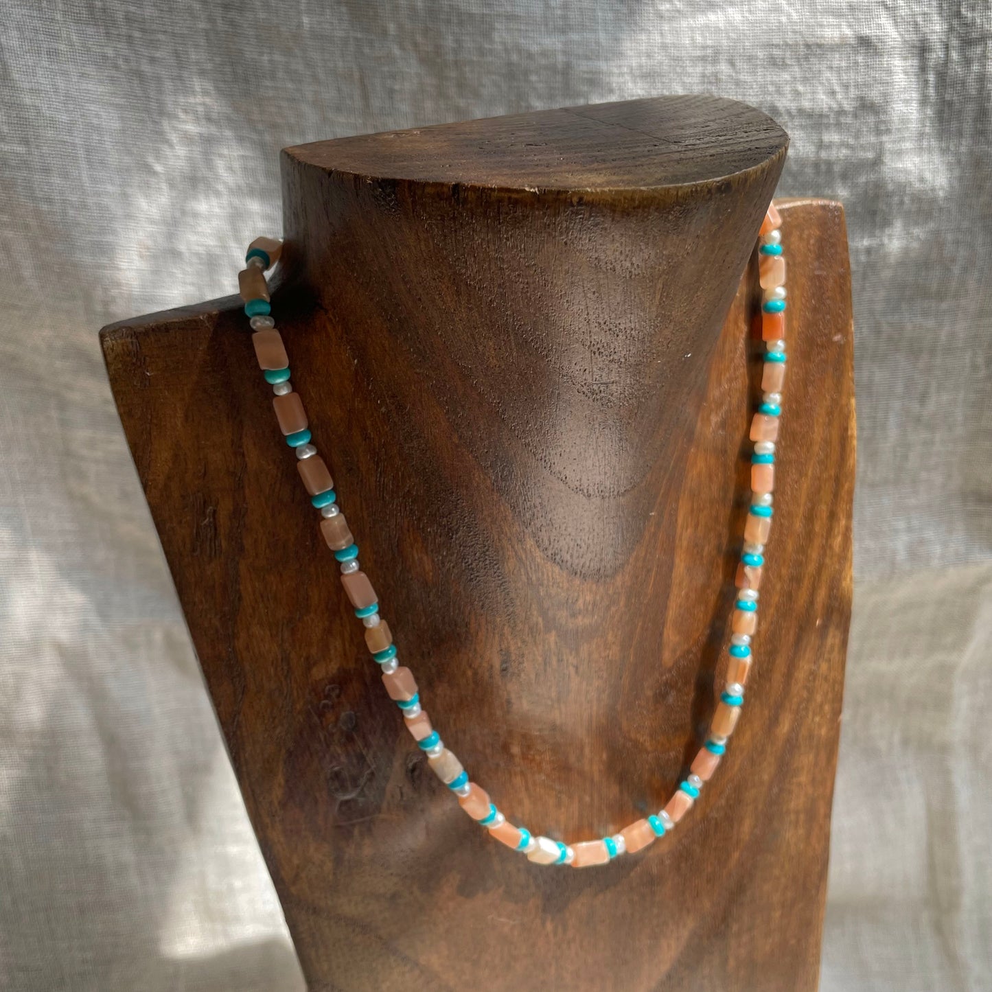 GEMSTONE BEADS NECKLACE