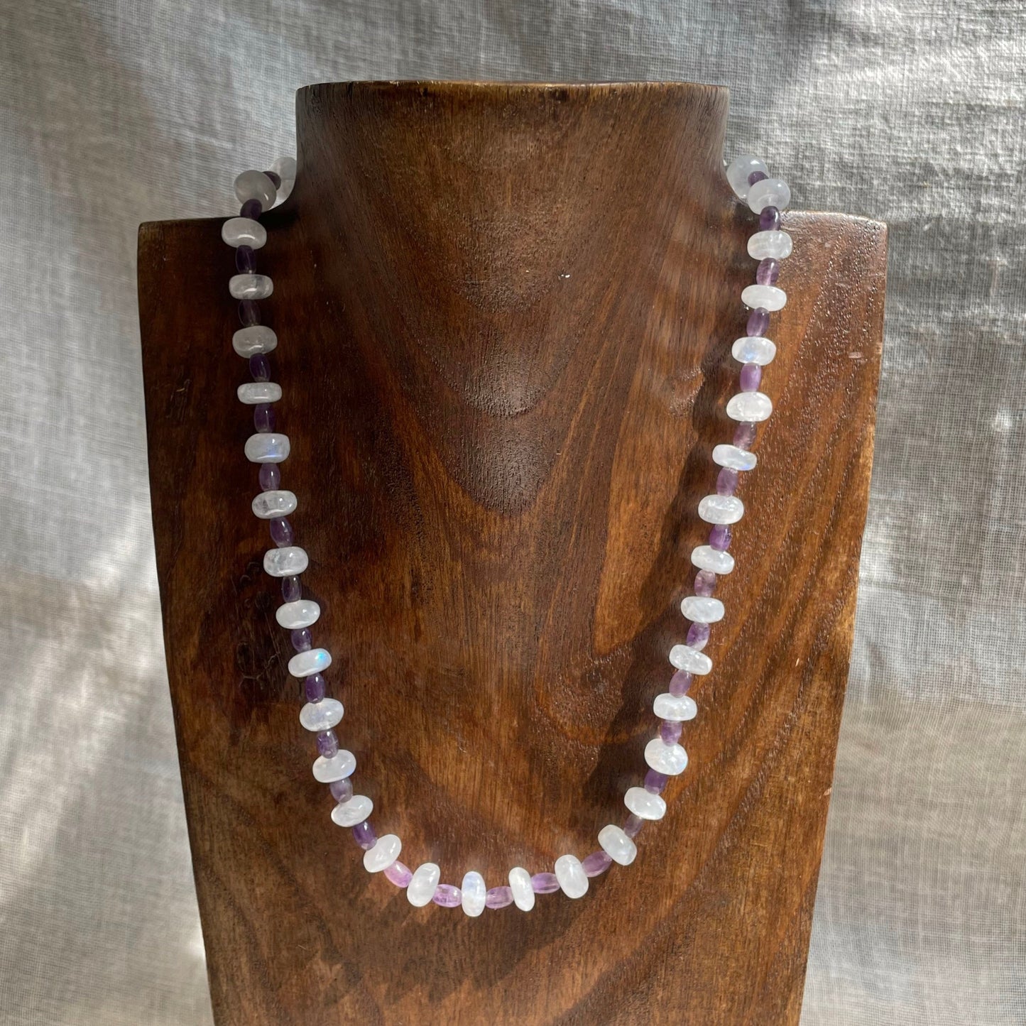 GEMSTONE BEADS NECKLACE