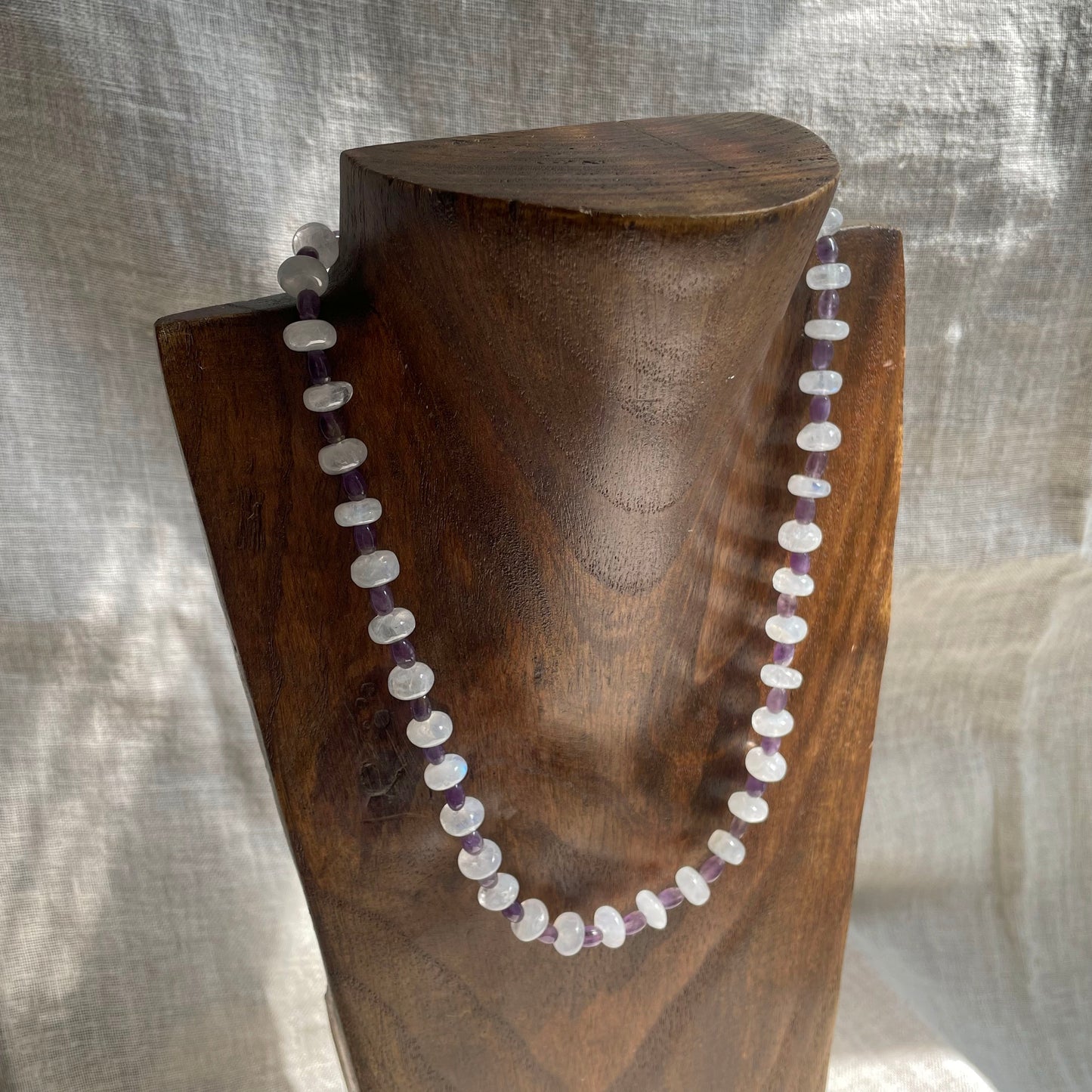 GEMSTONE BEADS NECKLACE