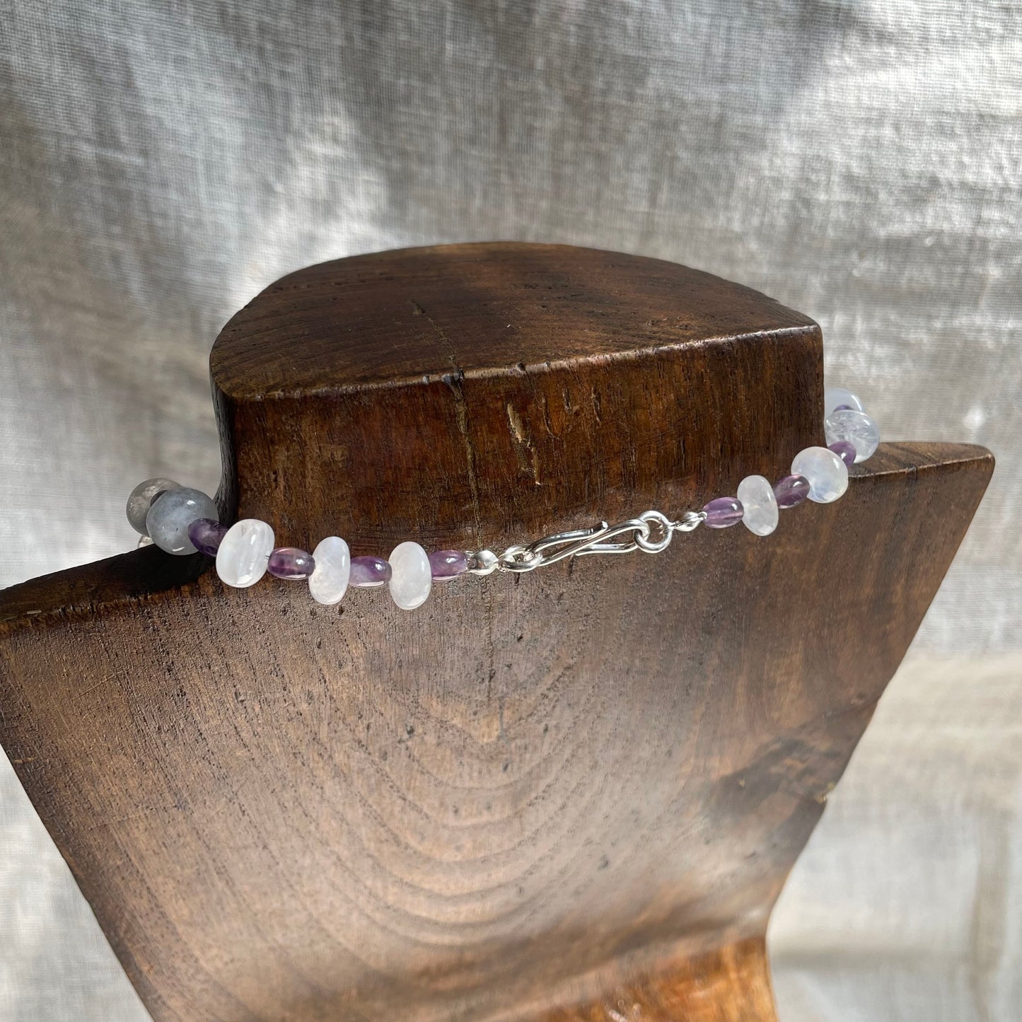 GEMSTONE BEADS NECKLACE