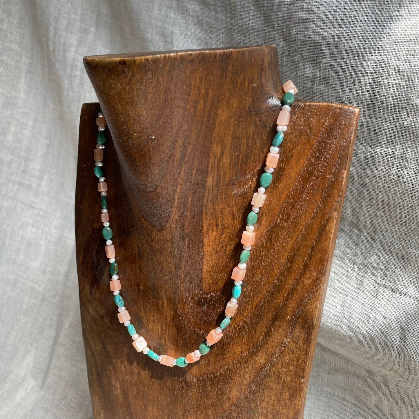 GEMSTONE BEADS NECKLACE