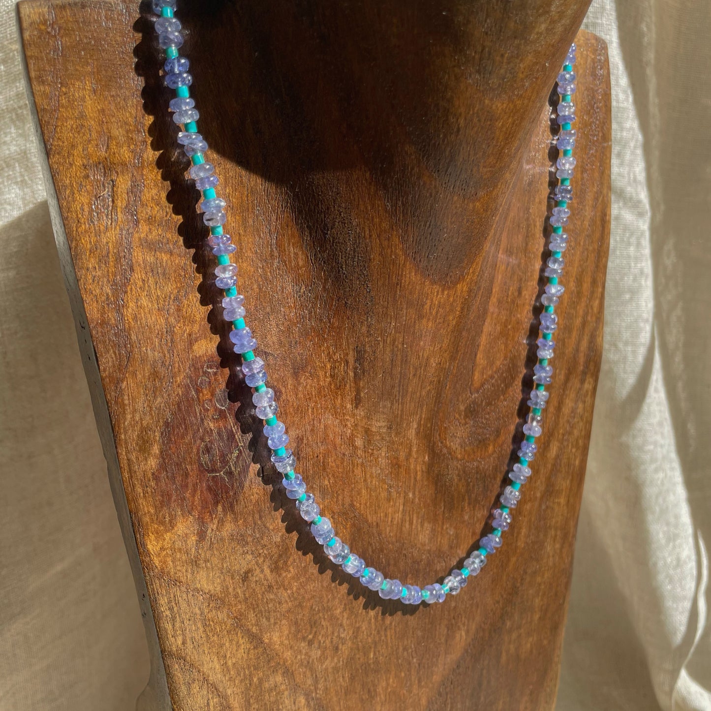 GEMSTONE BEADS NECKLACE