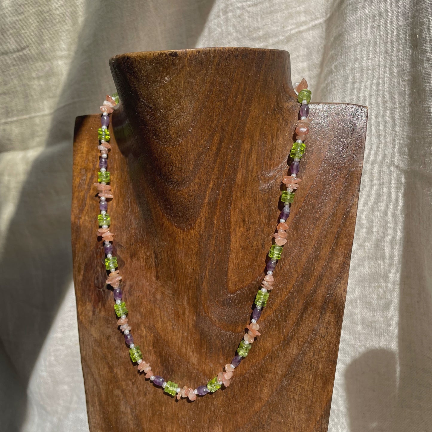 GEMSTONE BEADS NECKLACE
