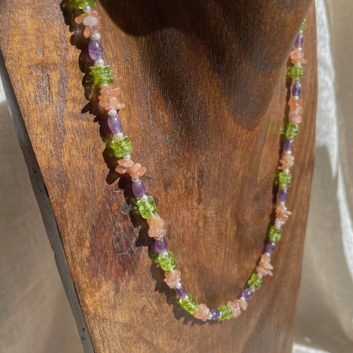 GEMSTONE BEADS NECKLACE