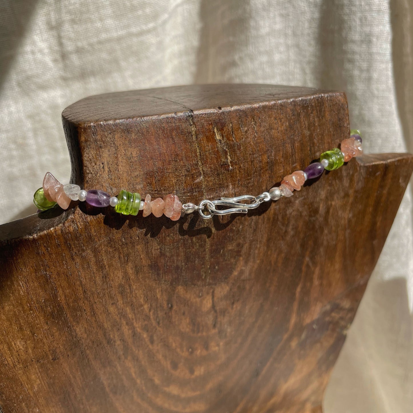 GEMSTONE BEADS NECKLACE