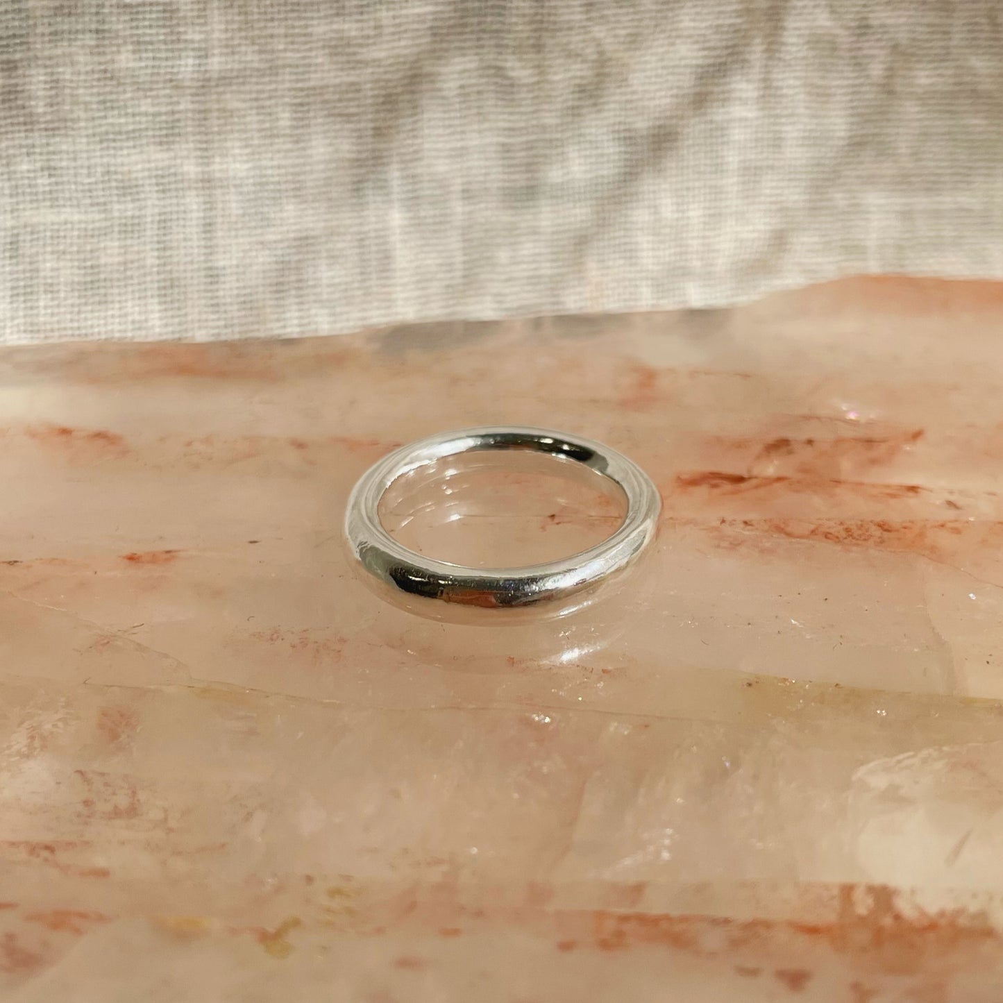 SIMPLE STACKABLE RING