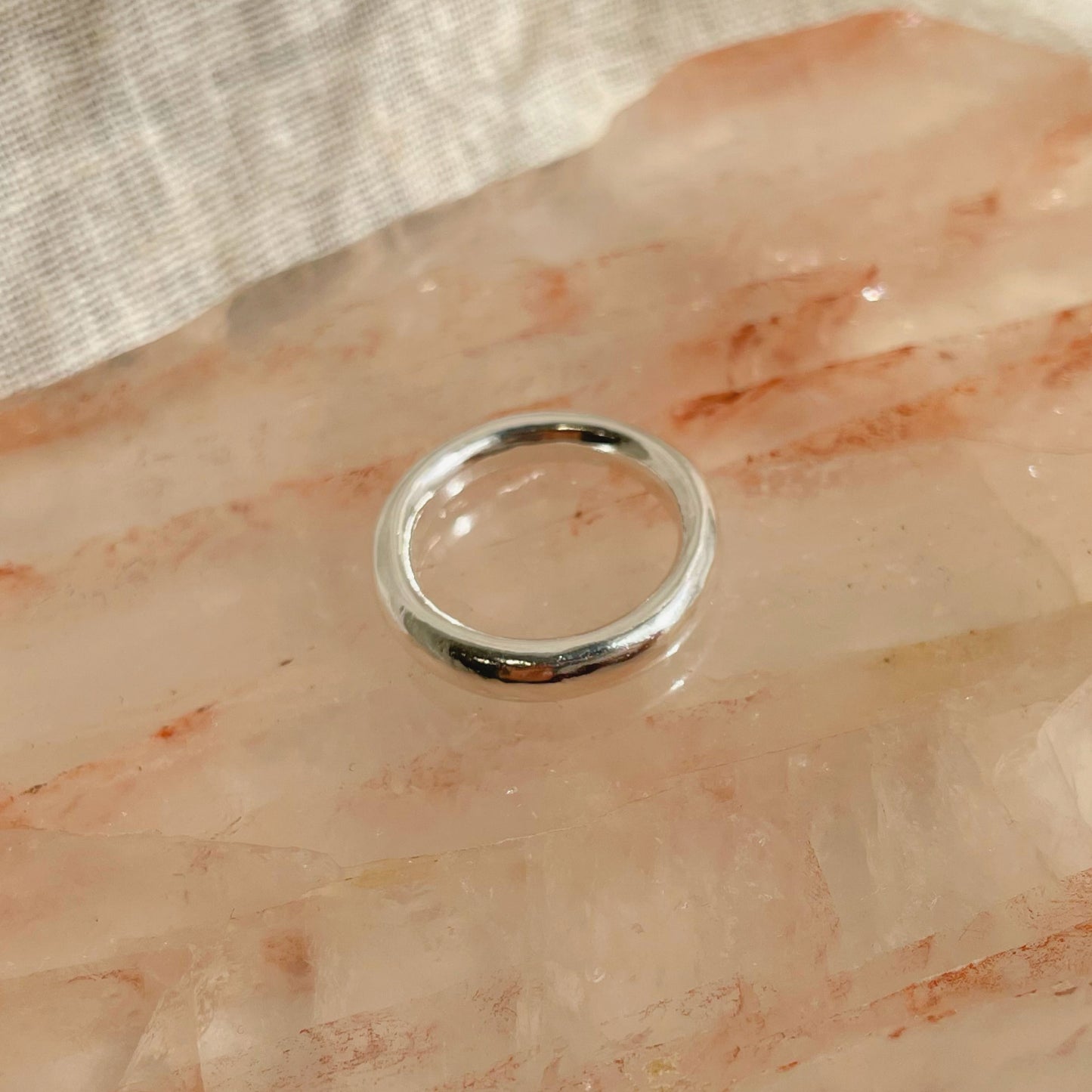 SIMPLE STACKABLE RING