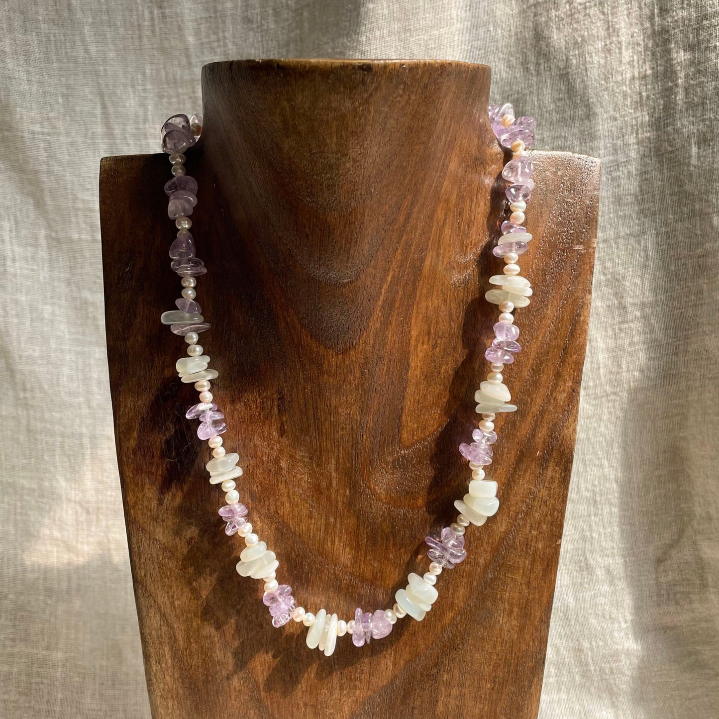 GEMSTONE BEADS NECKLACE