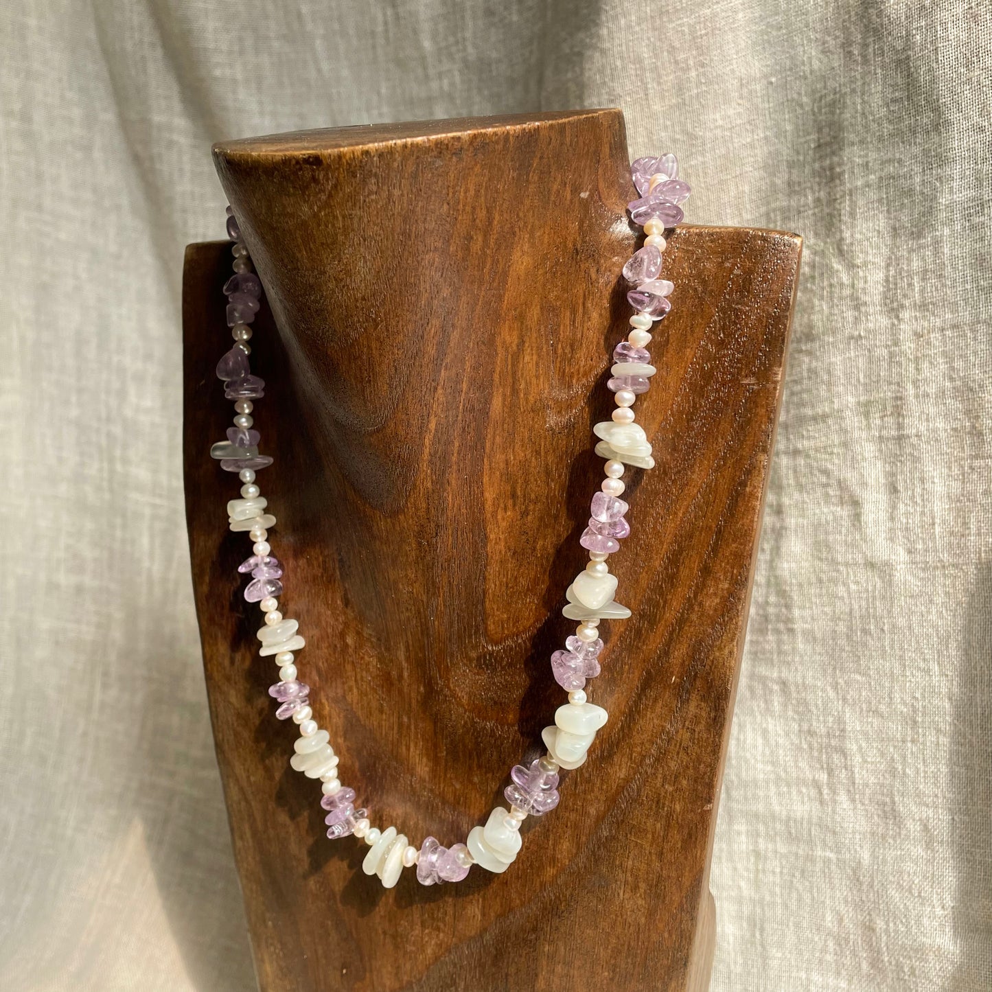 GEMSTONE BEADS NECKLACE