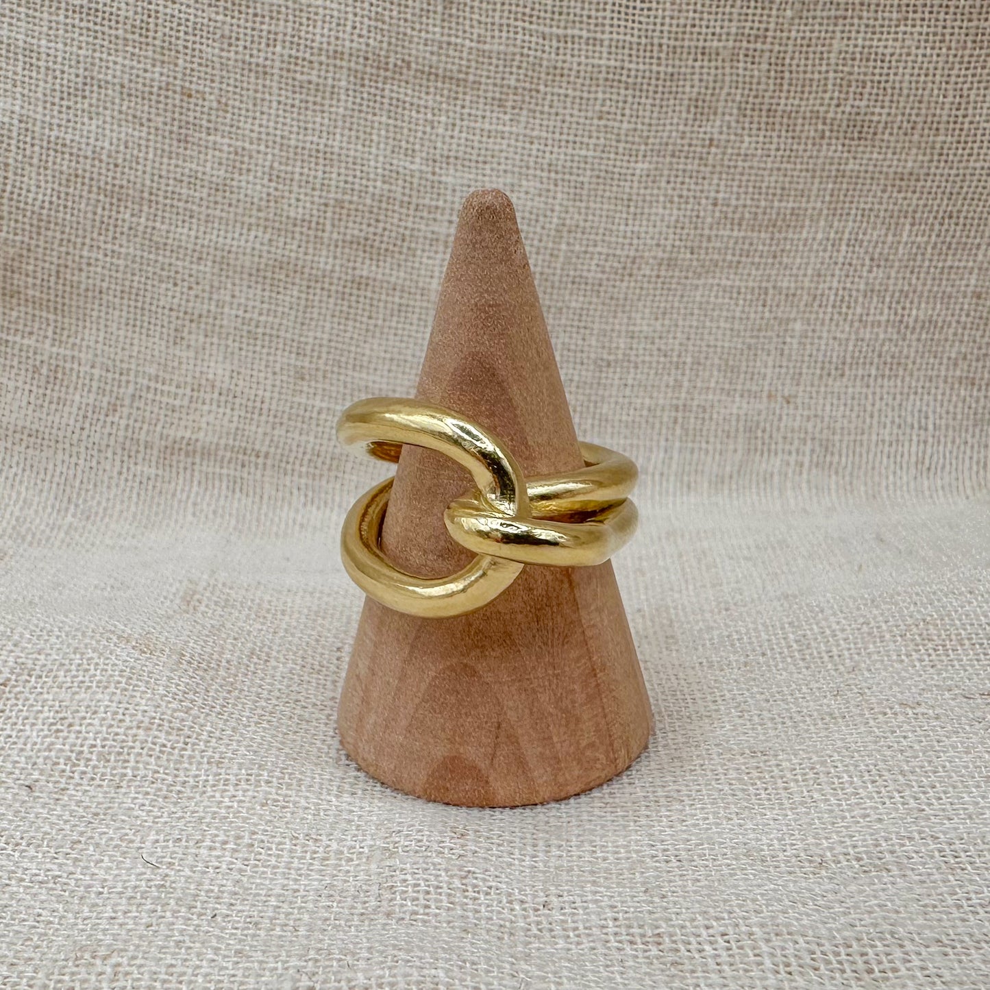 KNOT RING