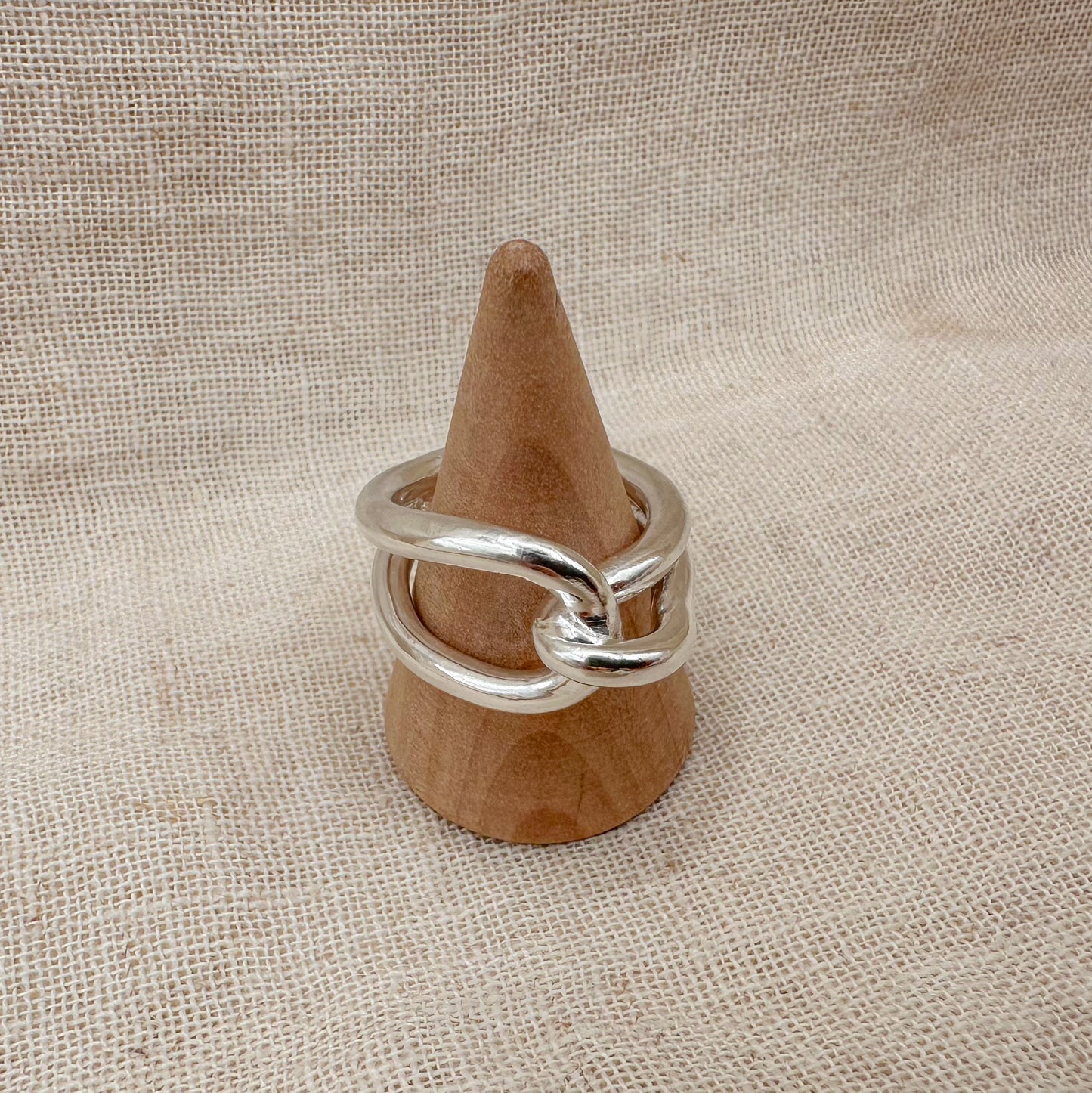 KNOT RING