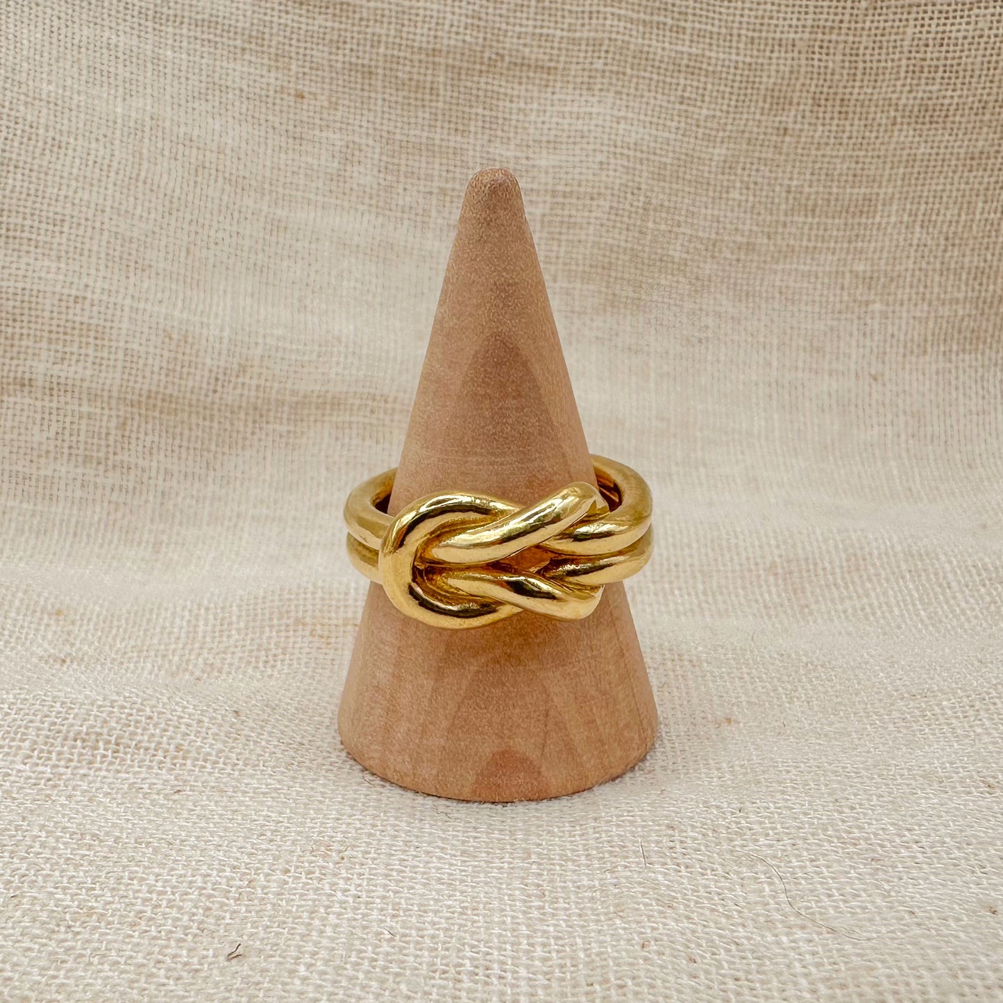 KNOT RING