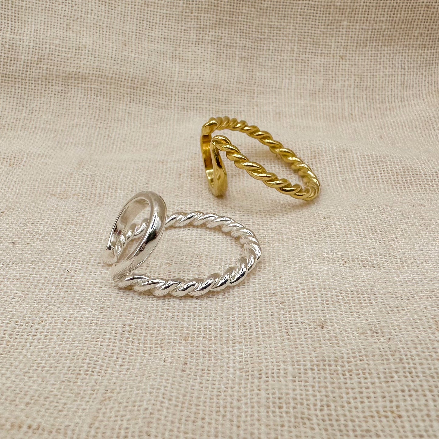 TWIST DOUBLE EAR CUFF