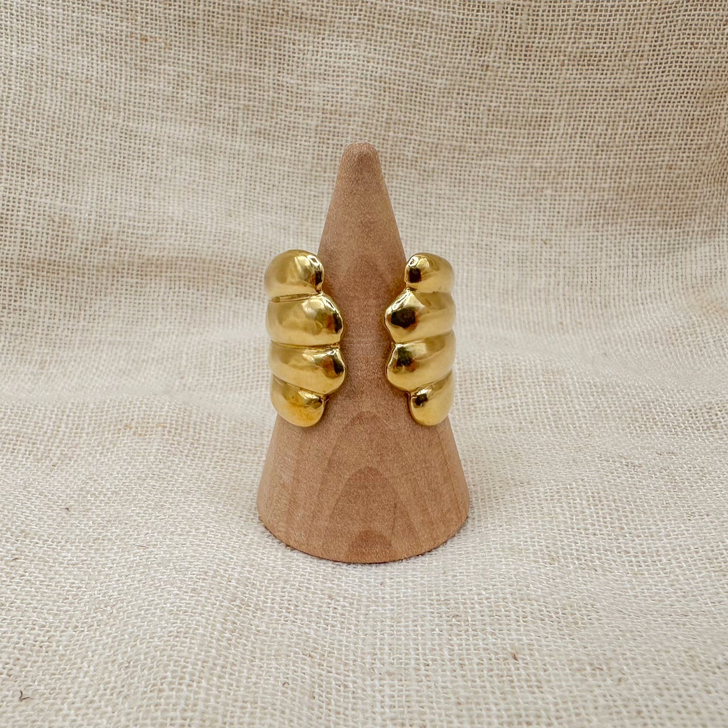 PETAL RING