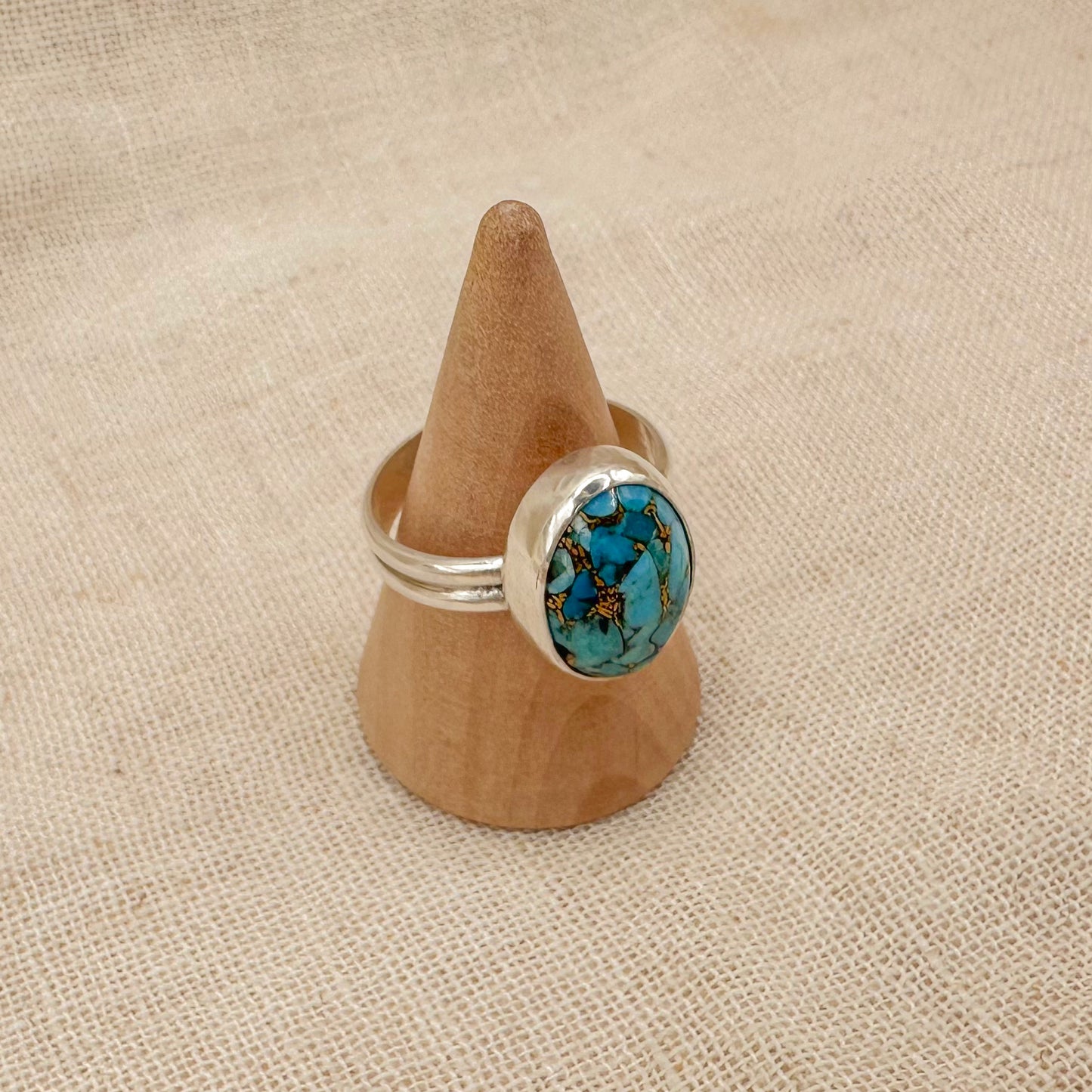 STERLING SILVER MOHAVE TURQUOISE RING