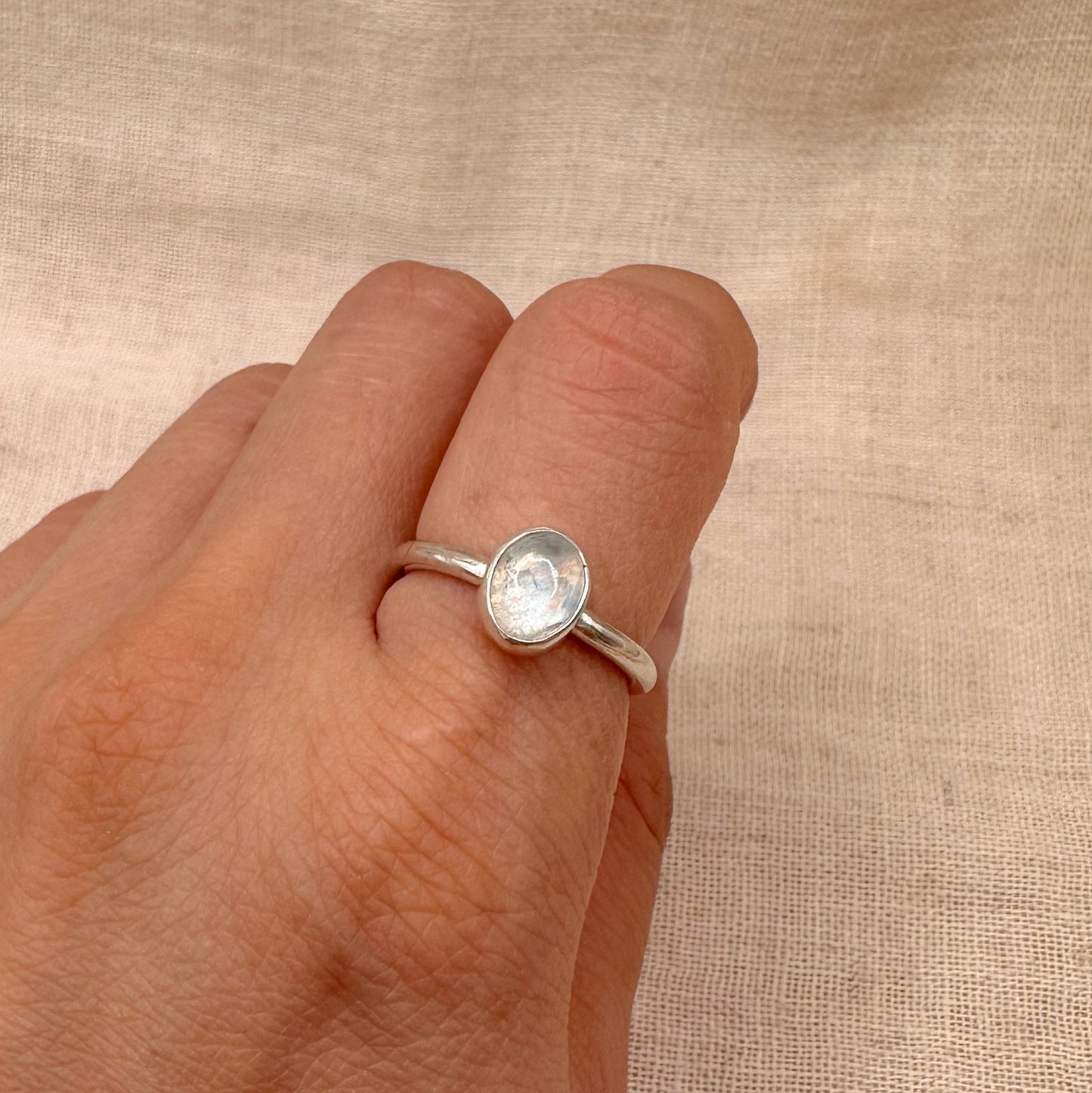 STERLING SILVER MOONSTONE STACKING RING