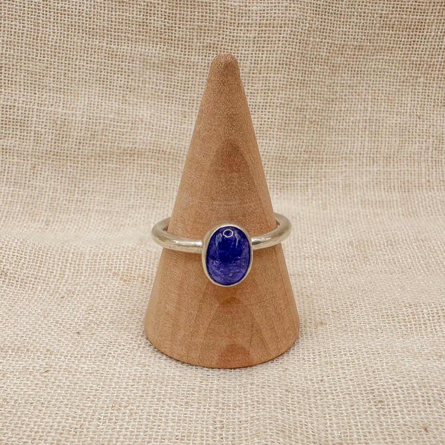 STERLING SILVER TANZANITE STACKING RING