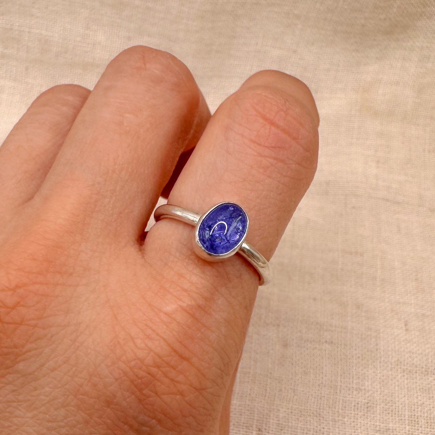 STERLING SILVER TANZANITE STACKING RING