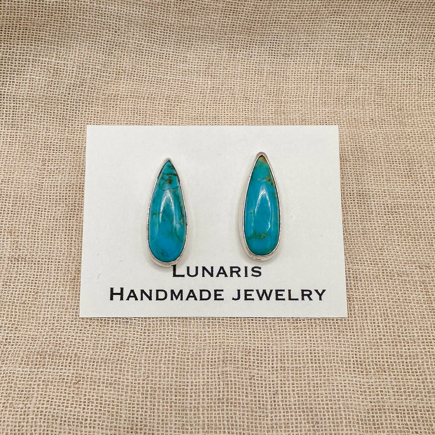 KINGMAN TURQUOISE STUD EARRINGS