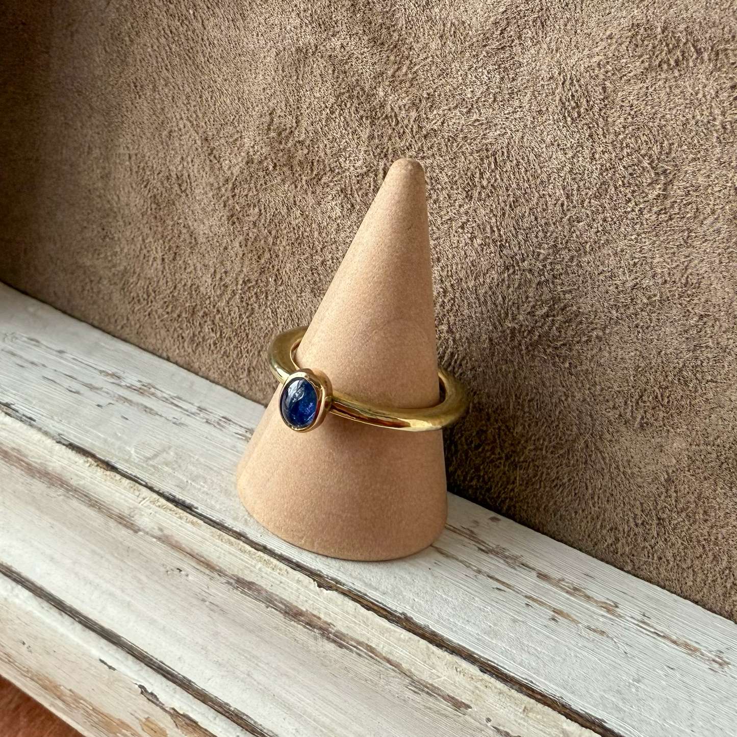 ADJUSTABLE GEM STONE STACKING RING