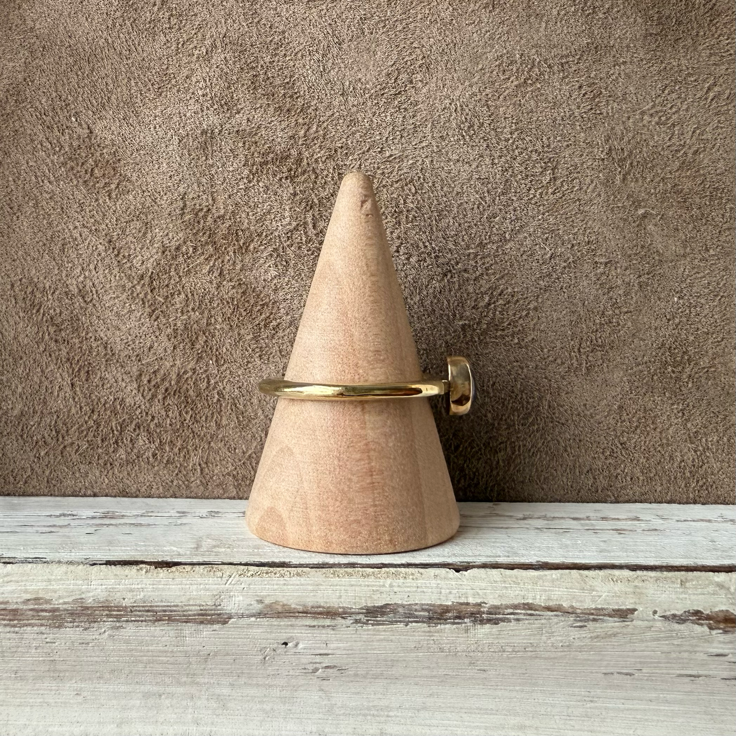 ADJUSTABLE GEM STONE STACKING RING