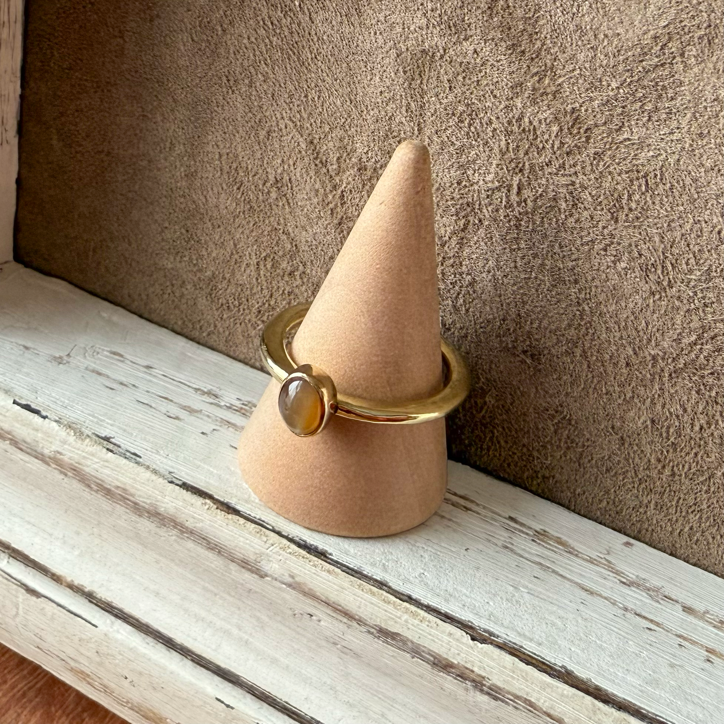 ADJUSTABLE GEM STONE STACKING RING