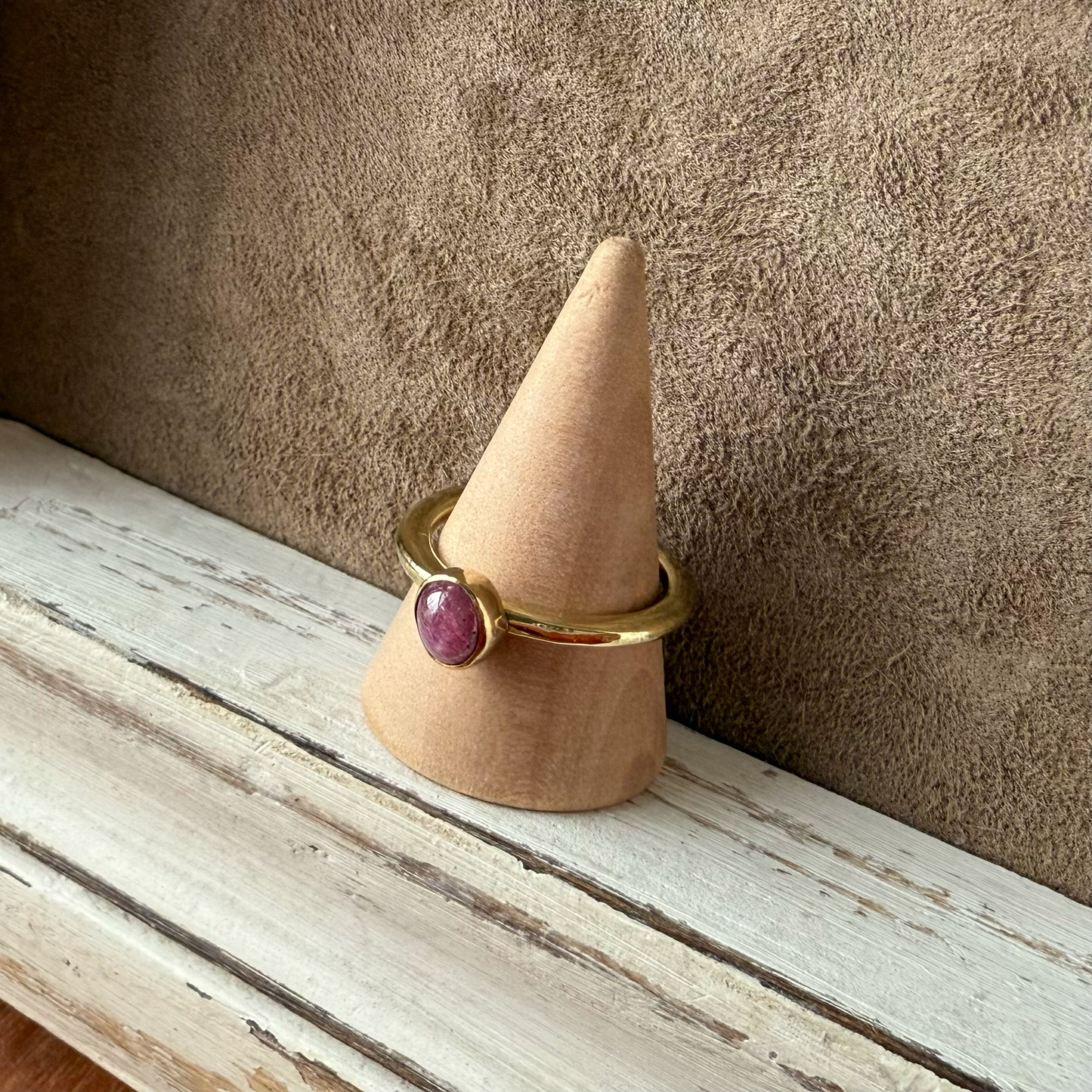 ADJUSTABLE GEM STONE STACKING RING