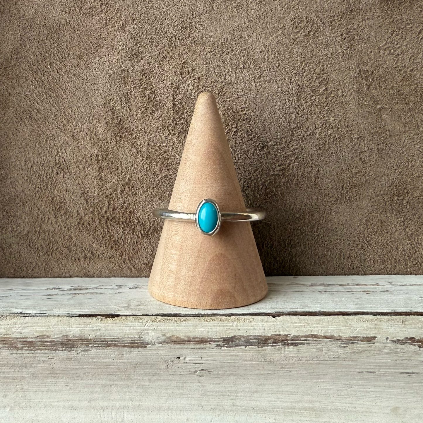 ADJUSTABLE GEM STONE STACKING RING