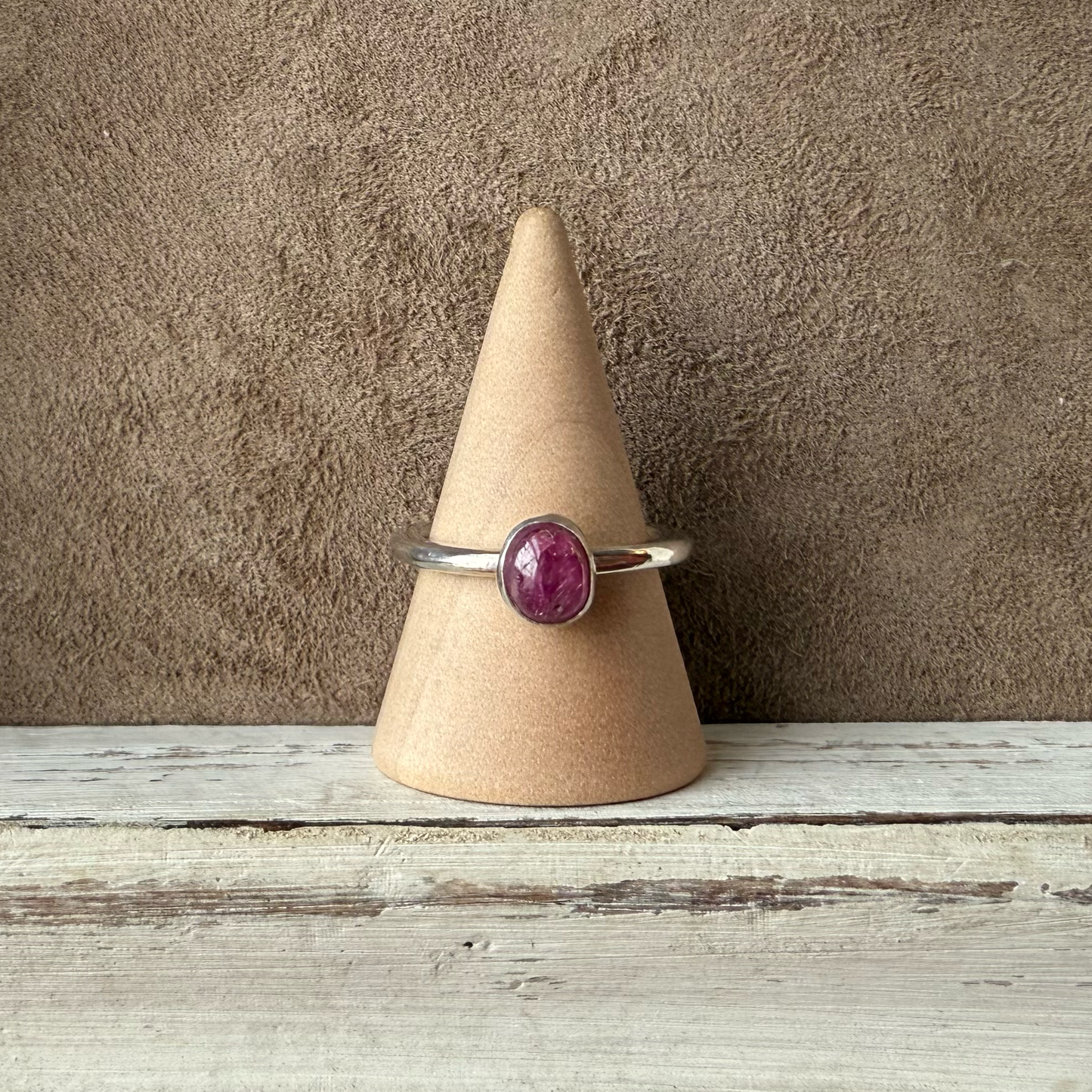 ADJUSTABLE GEM STONE STACKING RING