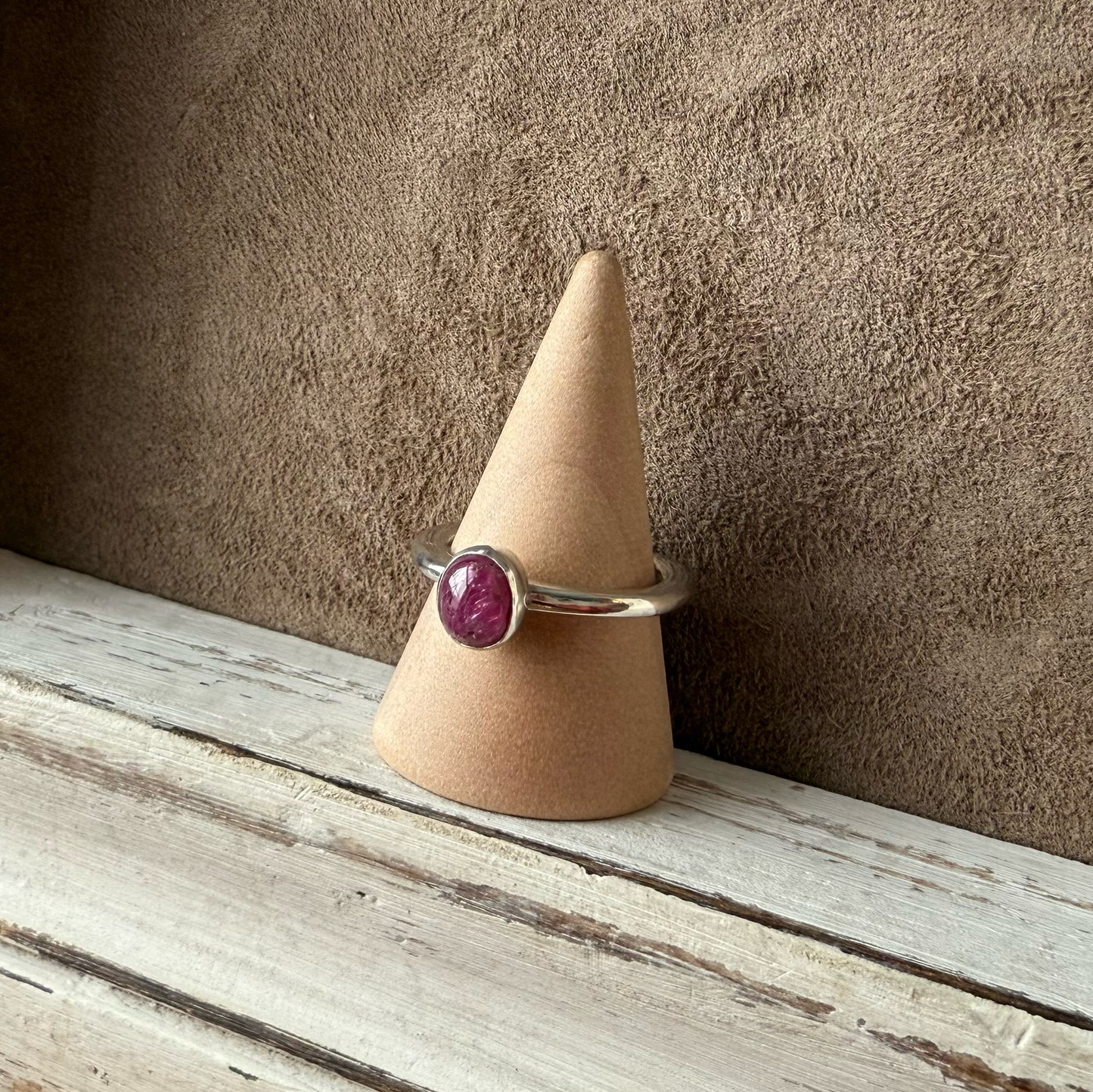 ADJUSTABLE GEM STONE STACKING RING