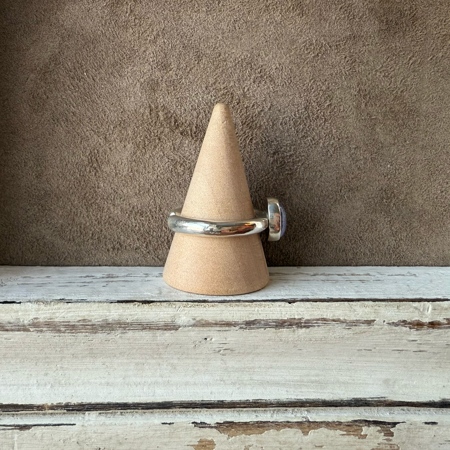 ADJUSTABLE GEM STONE STACKING RING
