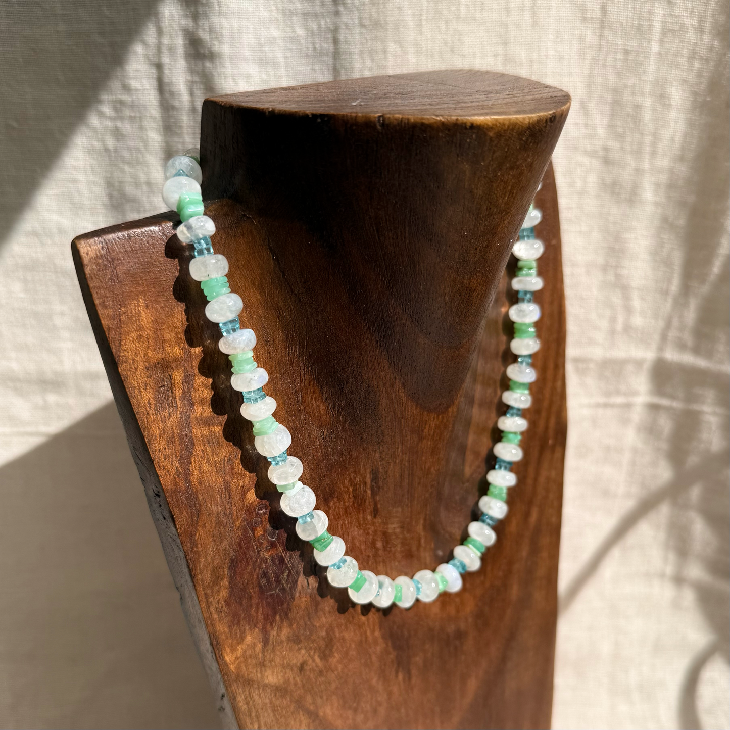 GEMSTONE BEADS NECKLACE