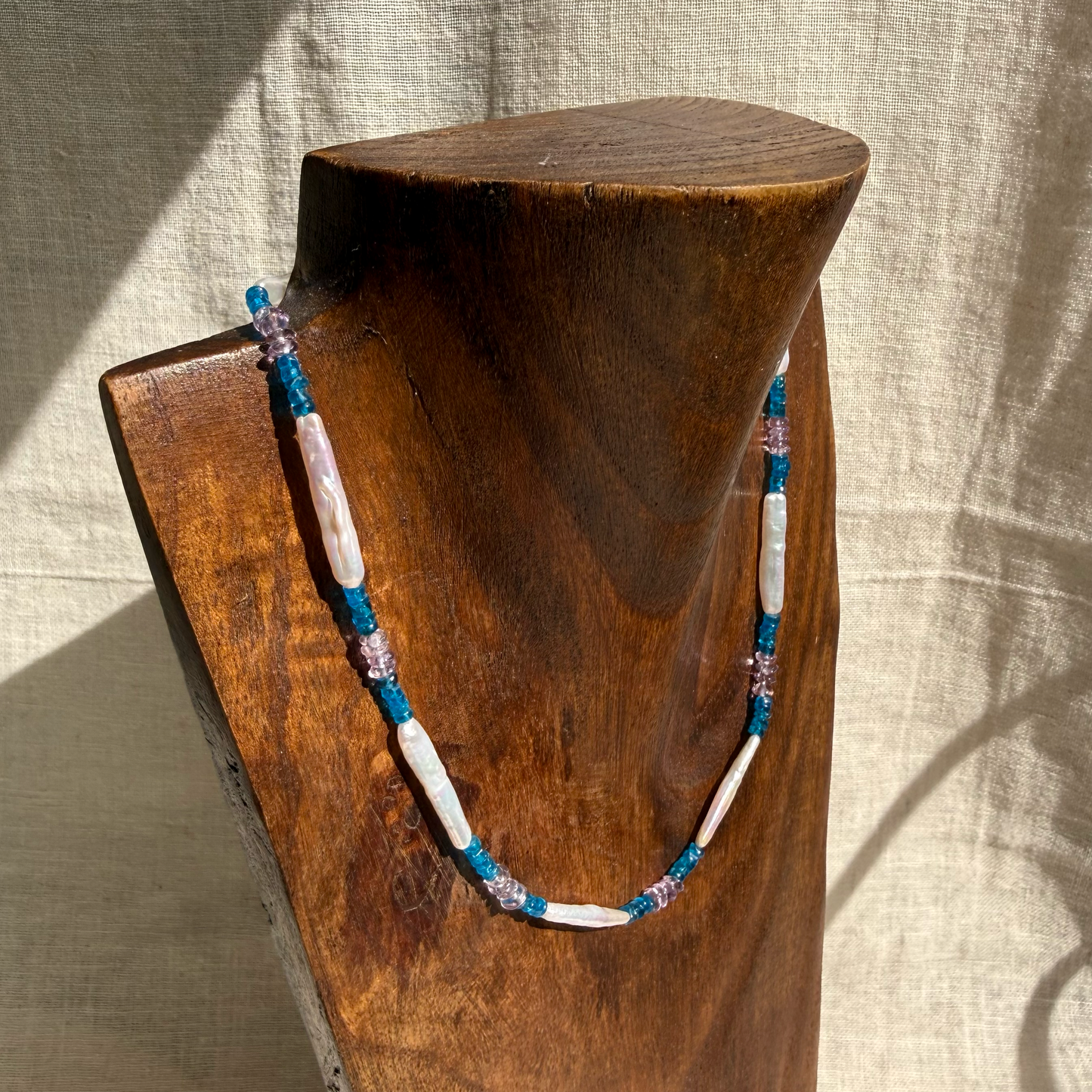 GEMSTONE BEADS NECKLACE